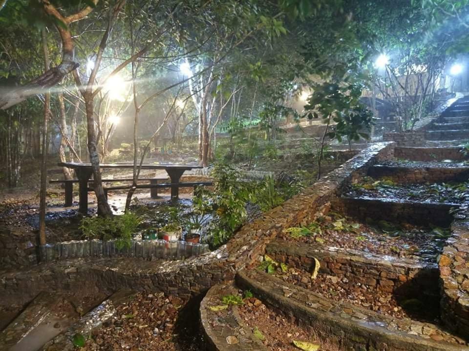 Busuanga Backpackers Vandrerhjem Concepcion  Eksteriør bilde