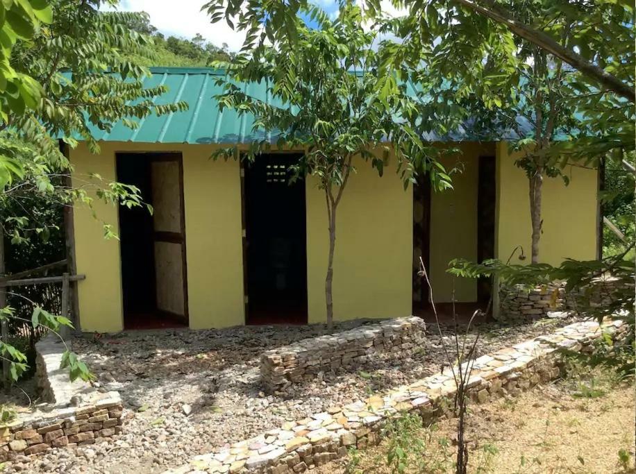 Busuanga Backpackers Vandrerhjem Concepcion  Eksteriør bilde